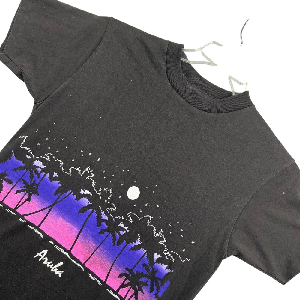 Vintage Singe Stich T-Shirt Mens Medium Black Aruba Palm Tree Sunset 50/50 USA